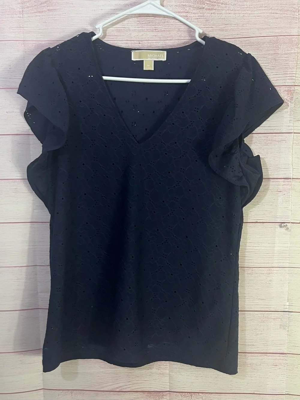 Michael Kors Blue V-neck short flutter sleeves and an all-over Eyelet Blouse Med